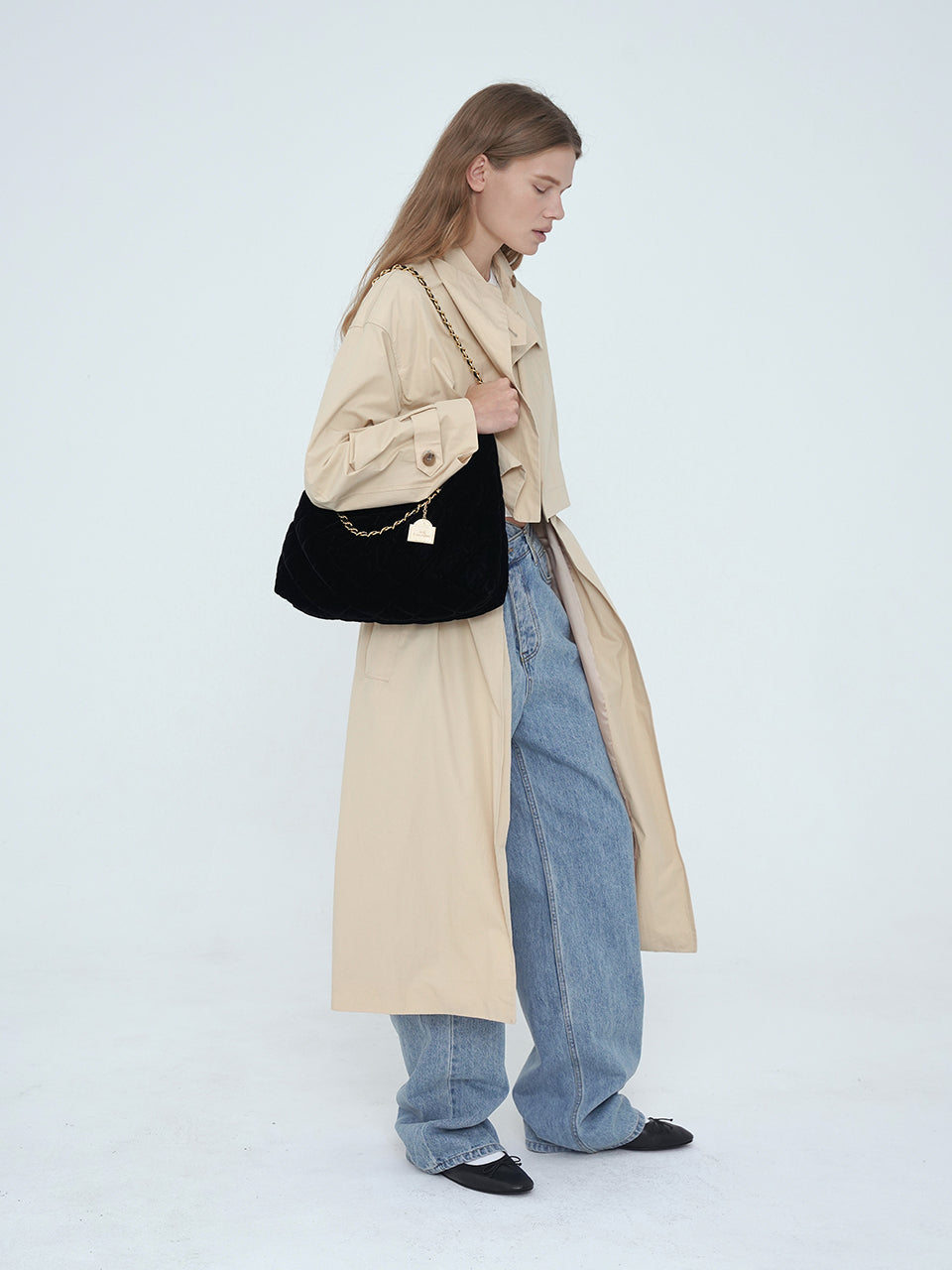 [20K Gold Chain] Velvet Quilting Small Hobo Bag _ FE (Iron Chain)