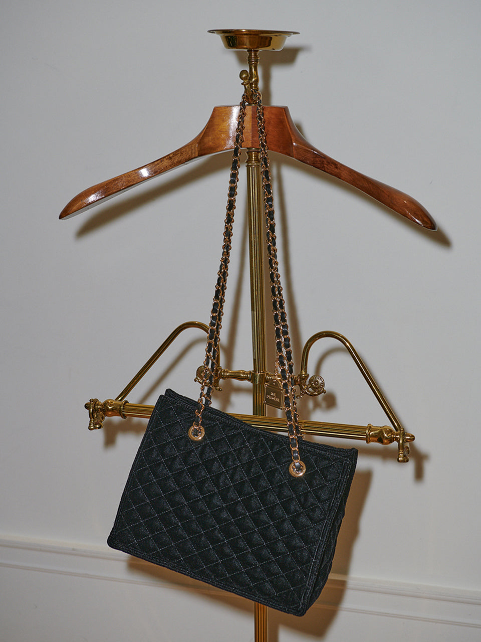 [Gold Chain] Velvet Quilted Lady Bag